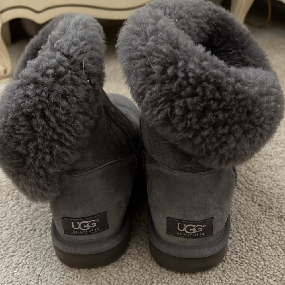 UGG gray boots, Size 8